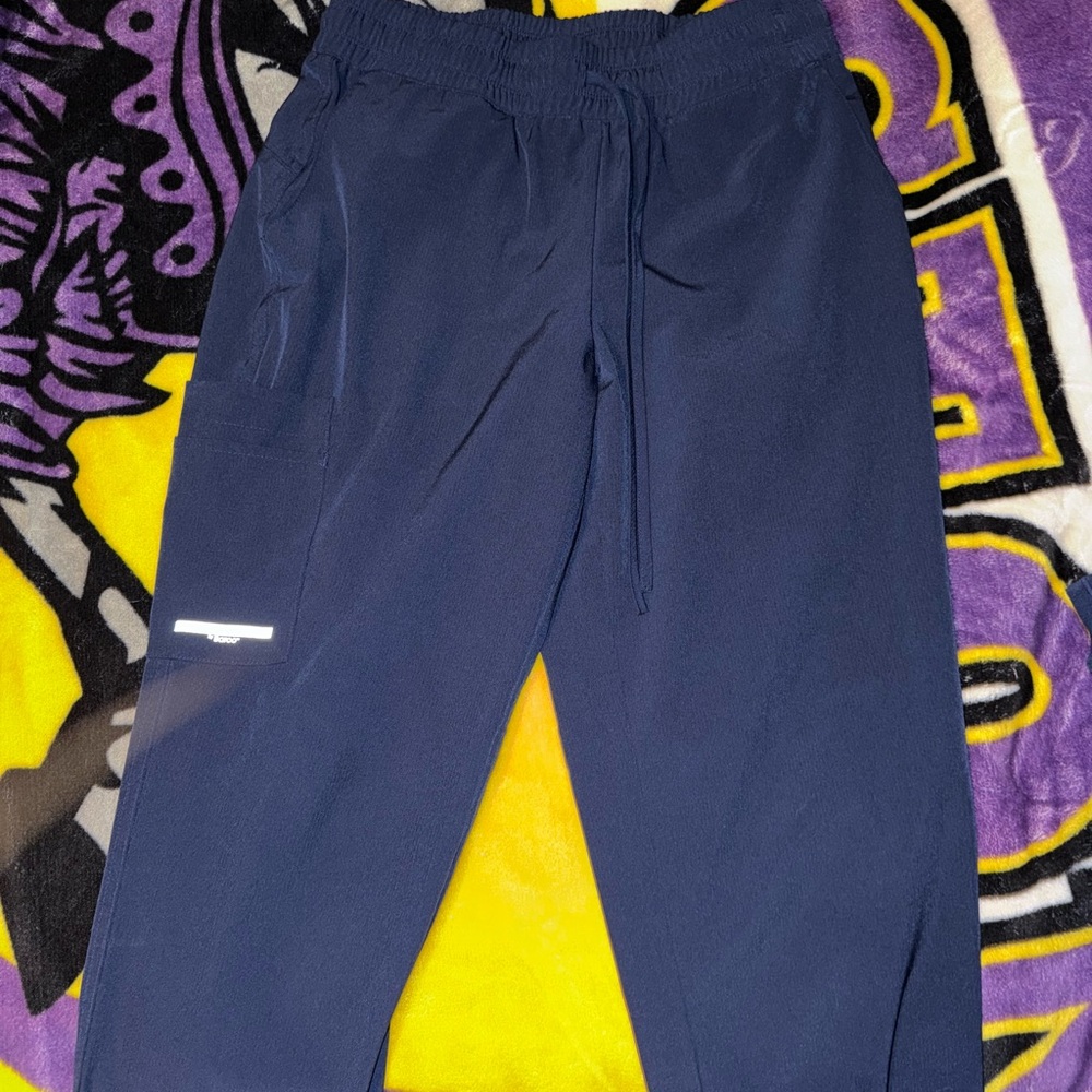 Skechers women’s joggers scrub bottoms